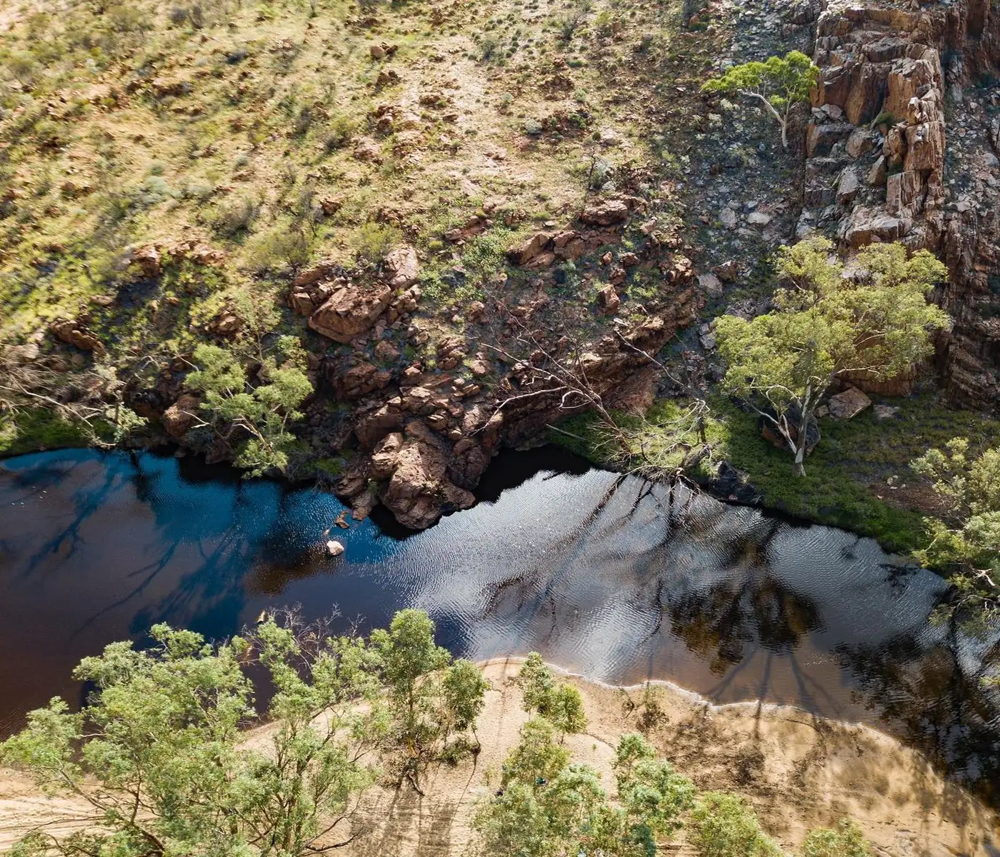 Birthday Waterhole (Larapinta Trail Section 1)